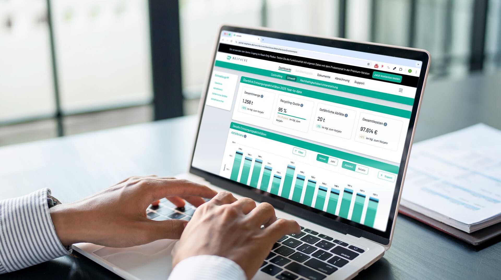 Digitale Tools für effizientes Abfallmanagement: So optimieren Abfall- und Umweltbeauftragte ihre Prozesse.